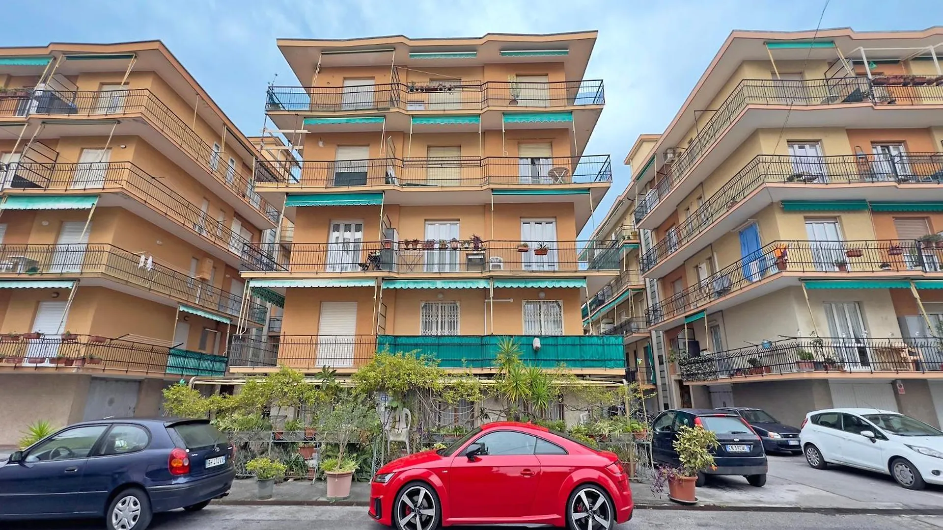 Sea Way - 150M From The Sea - Happy Rentals Pietra Ligure 0*,  Italy
